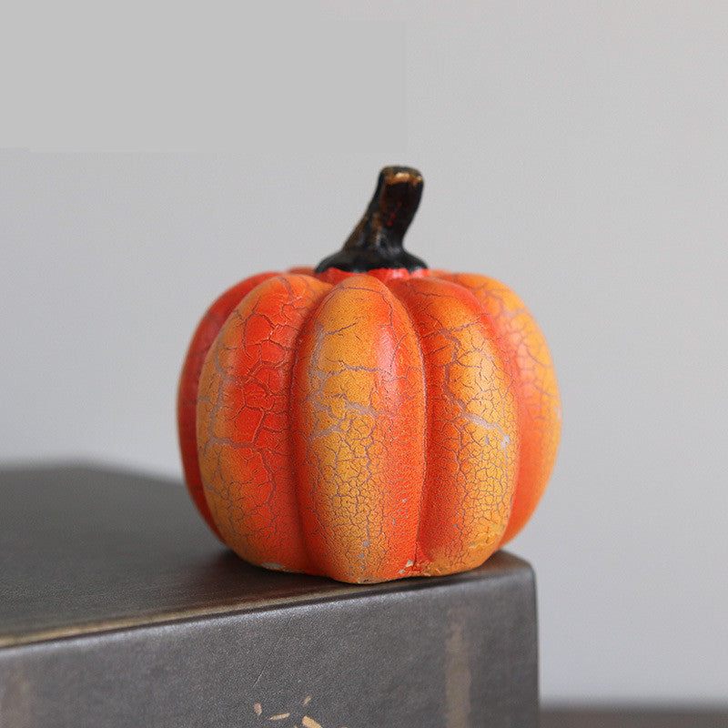 Battery-Powered Pumpkin Lantern - Safe Candlelight Effect Without Fire Risk